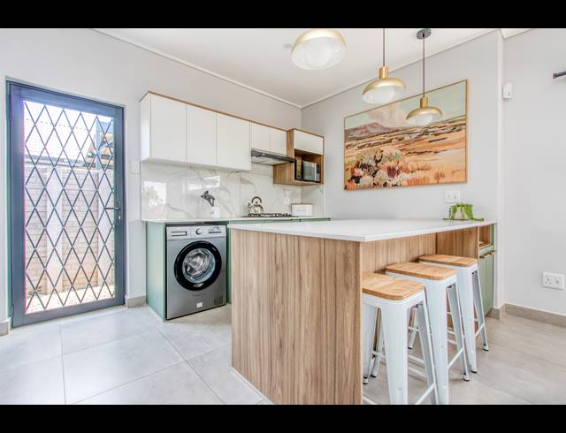 4 BEDROOM CLUSTER FOR SALE IN ALBERTSDAL